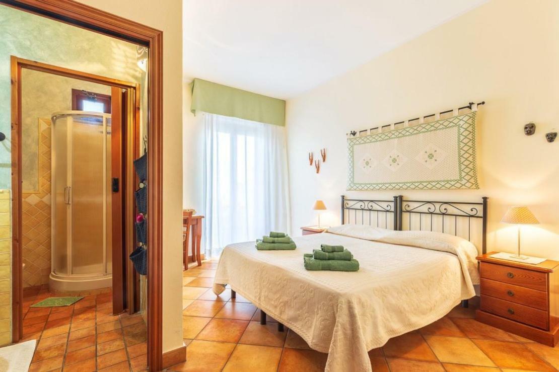 Il Leccio Bed & Breakfast Tortoli Bagian luar foto
