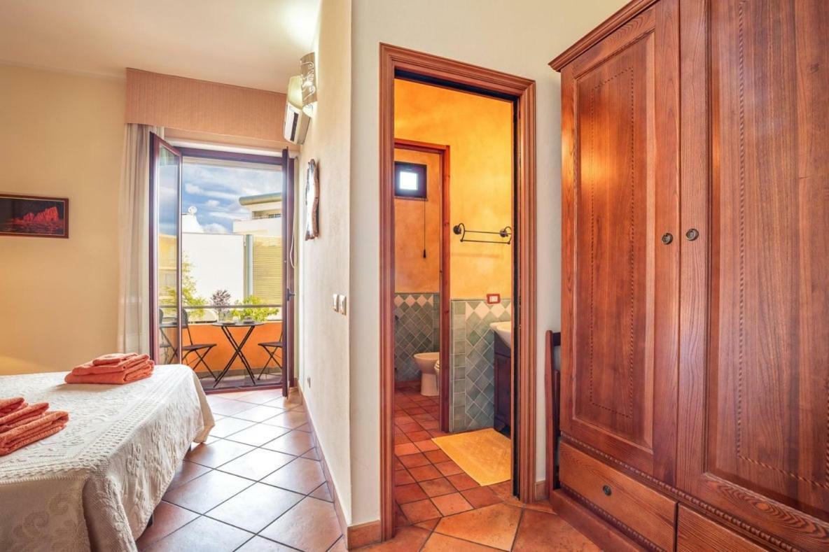 Il Leccio Bed & Breakfast Tortoli Bagian luar foto
